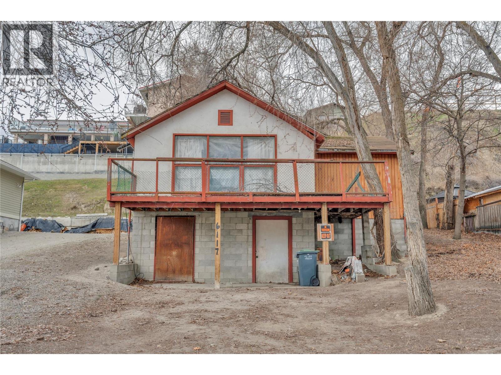 6117 Austin Street, Summerland