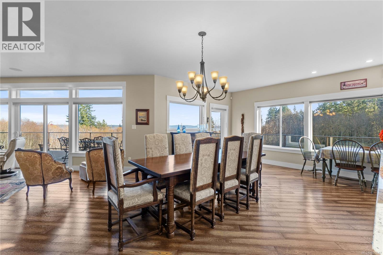 2580 Ingram Rd E, Ladysmith