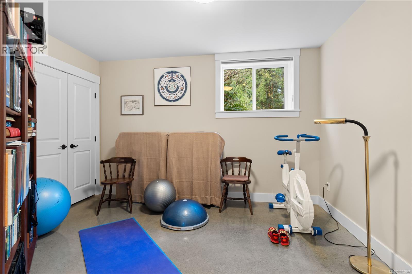 2580 Ingram Rd E, Ladysmith