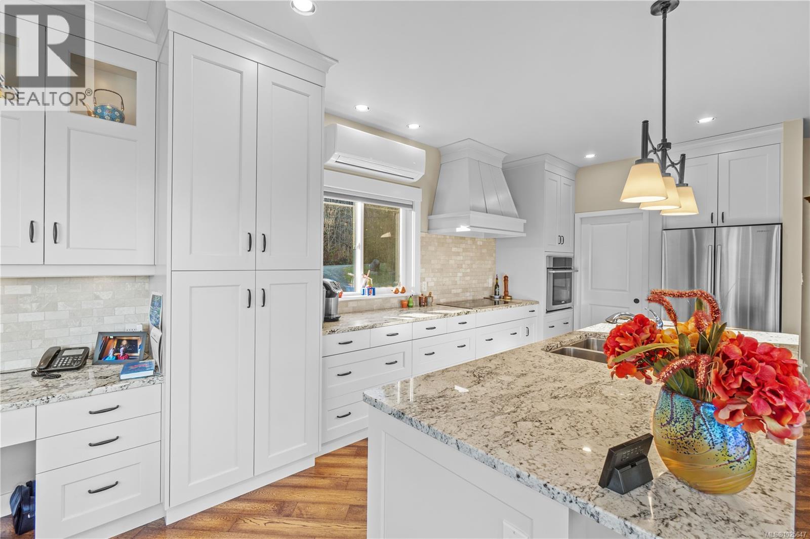 2580 Ingram Rd E, Ladysmith