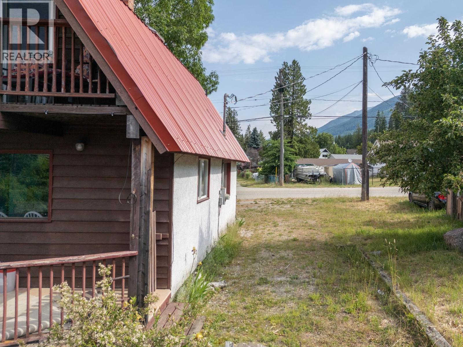 309 FOWLER STREET - 39