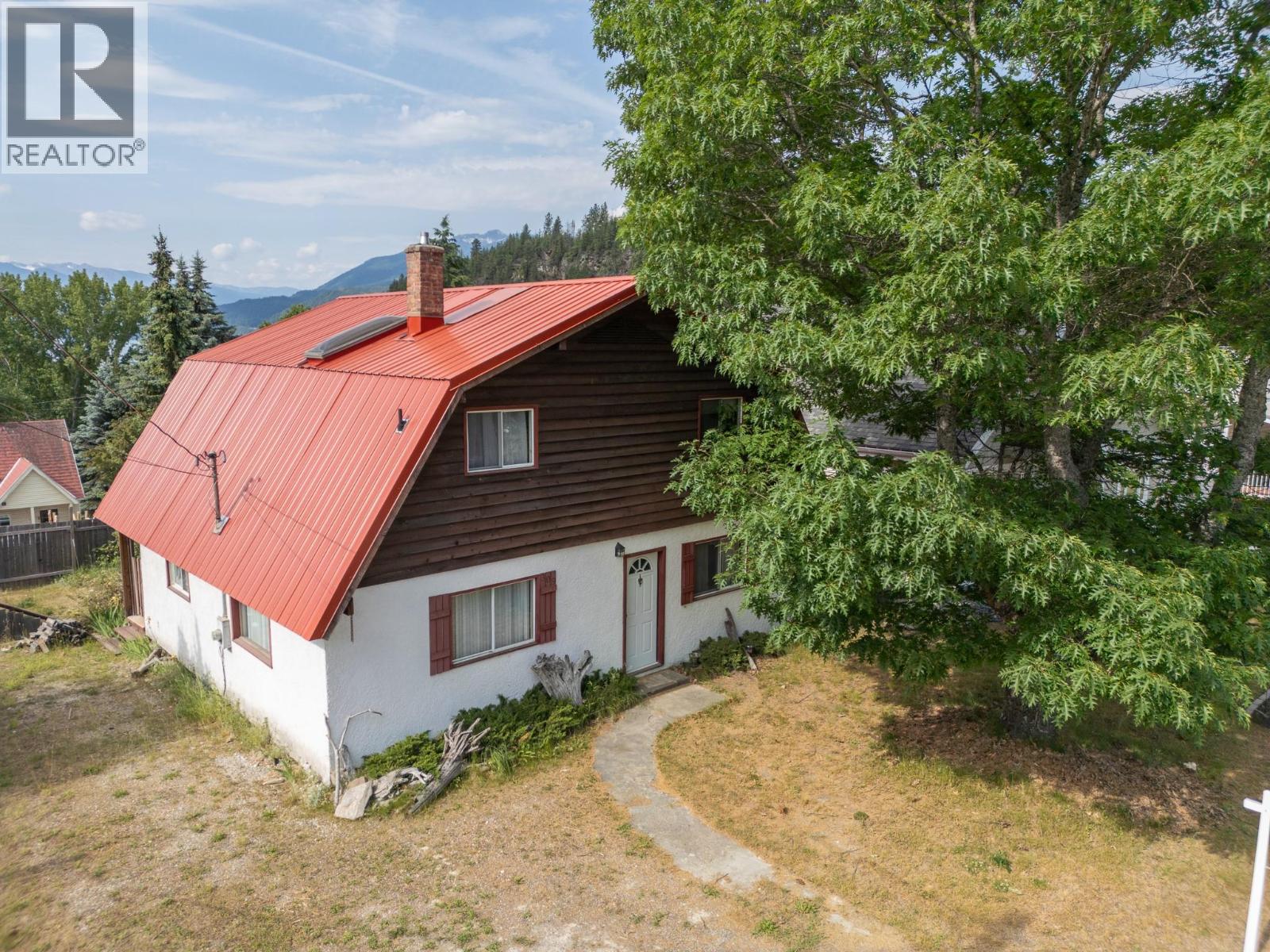 309 FOWLER STREET - 40