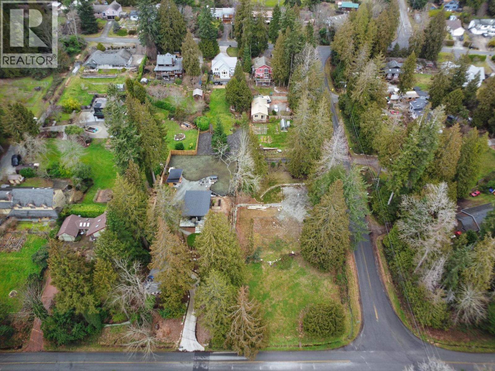 103 PRATT ROAD, Gibsons