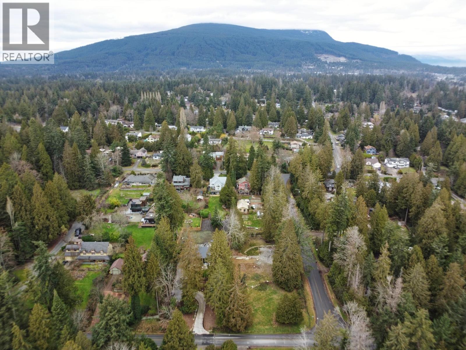 103 PRATT ROAD, Gibsons