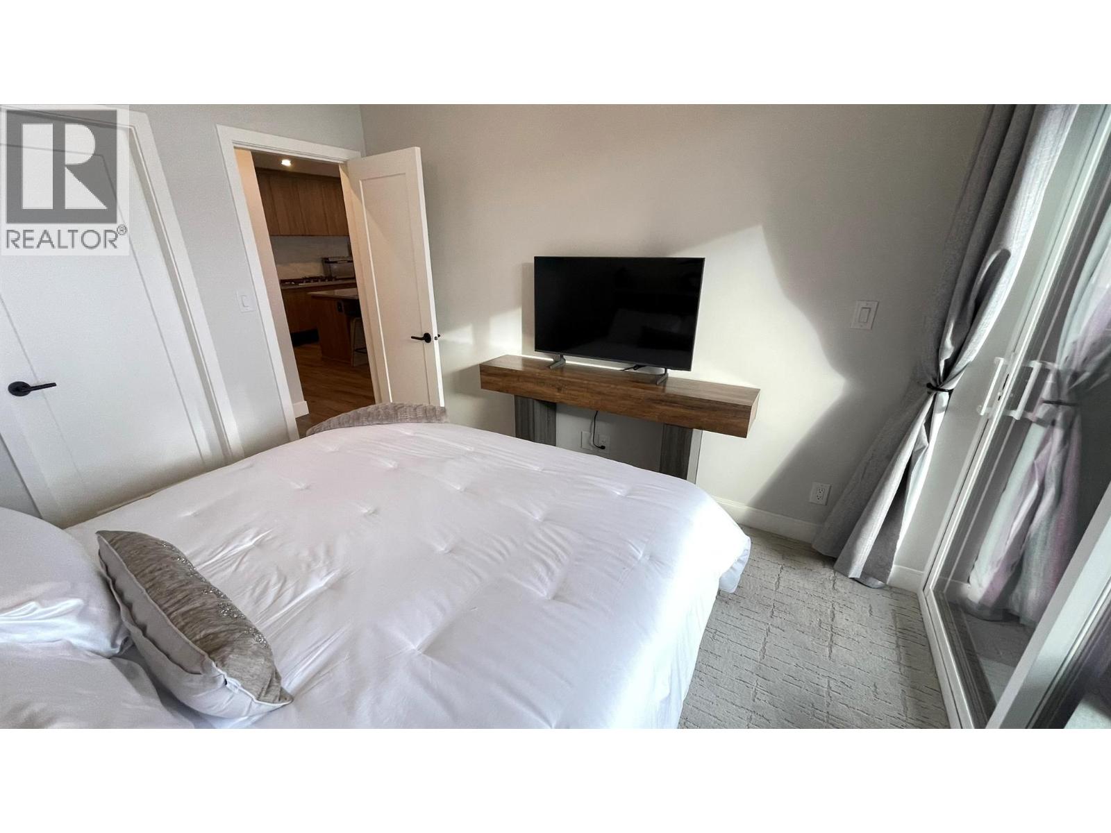 75 Predator Ridge Drive Unit# 107, Vernon