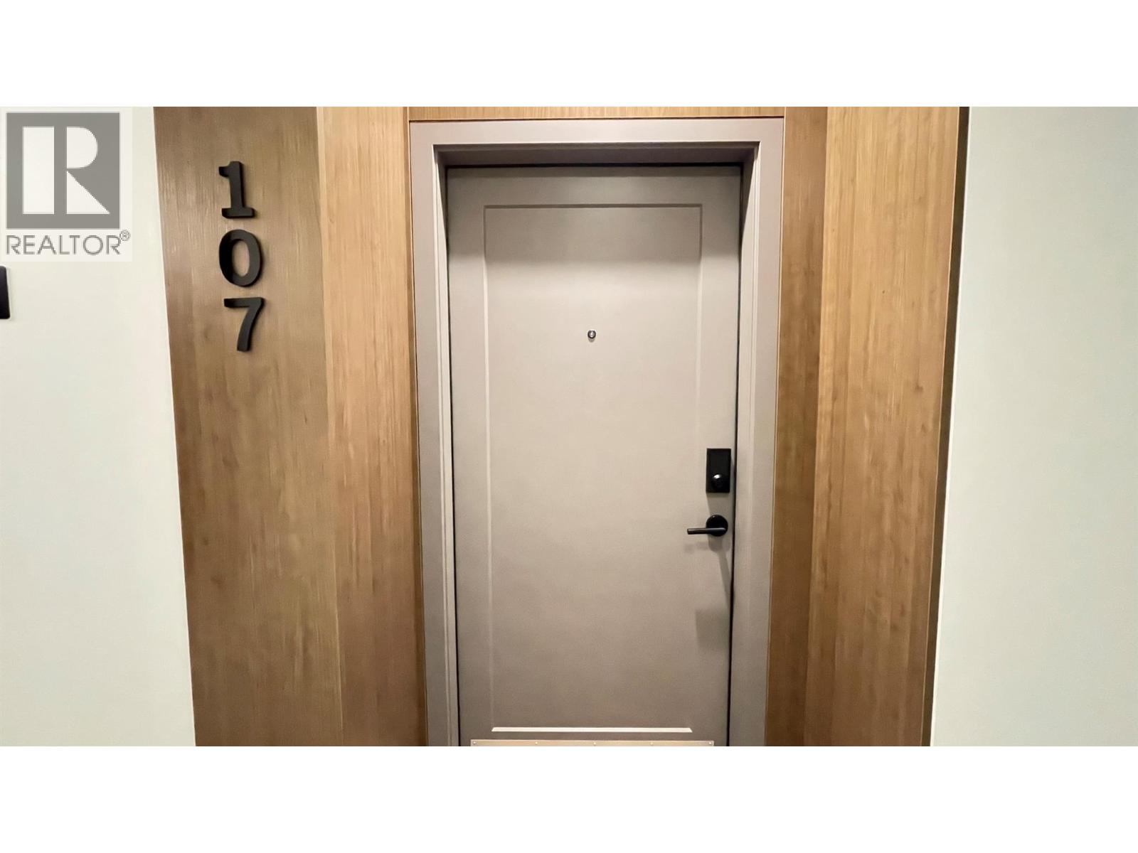 75 Predator Ridge Drive Unit# 107, Vernon