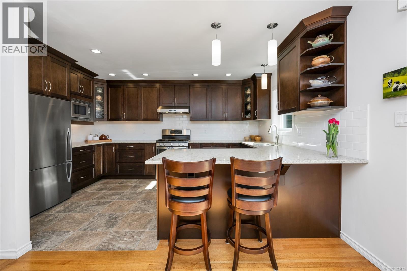 449 Victoria Ave, Oak Bay