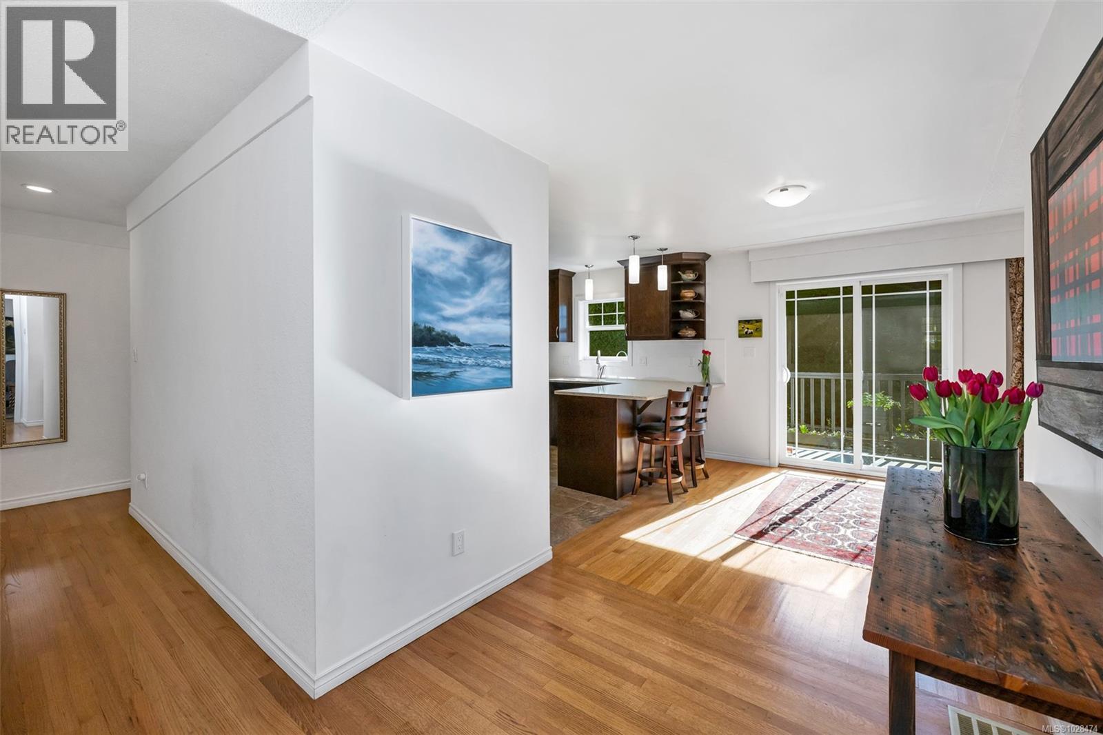 449 Victoria Ave, Oak Bay