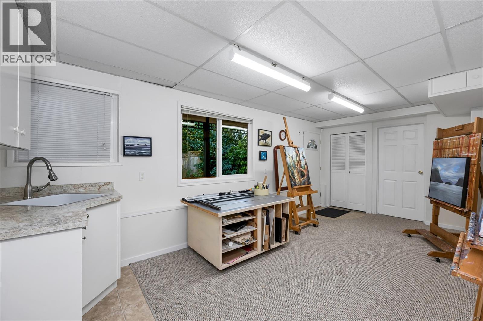 449 Victoria Ave, Oak Bay