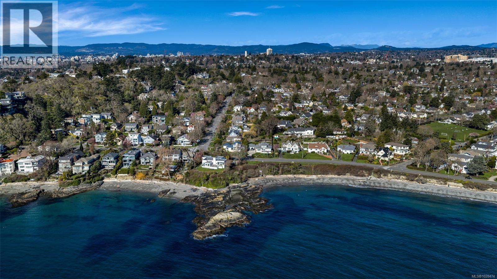 449 Victoria Ave, Oak Bay