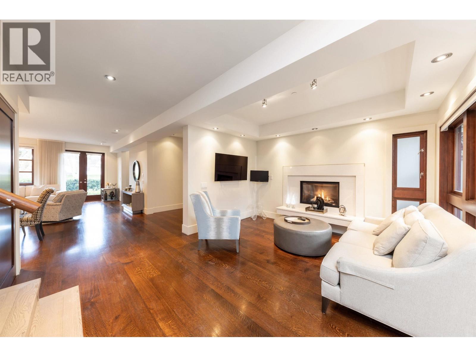 5922 CHANCELLOR BOULEVARD, Vancouver