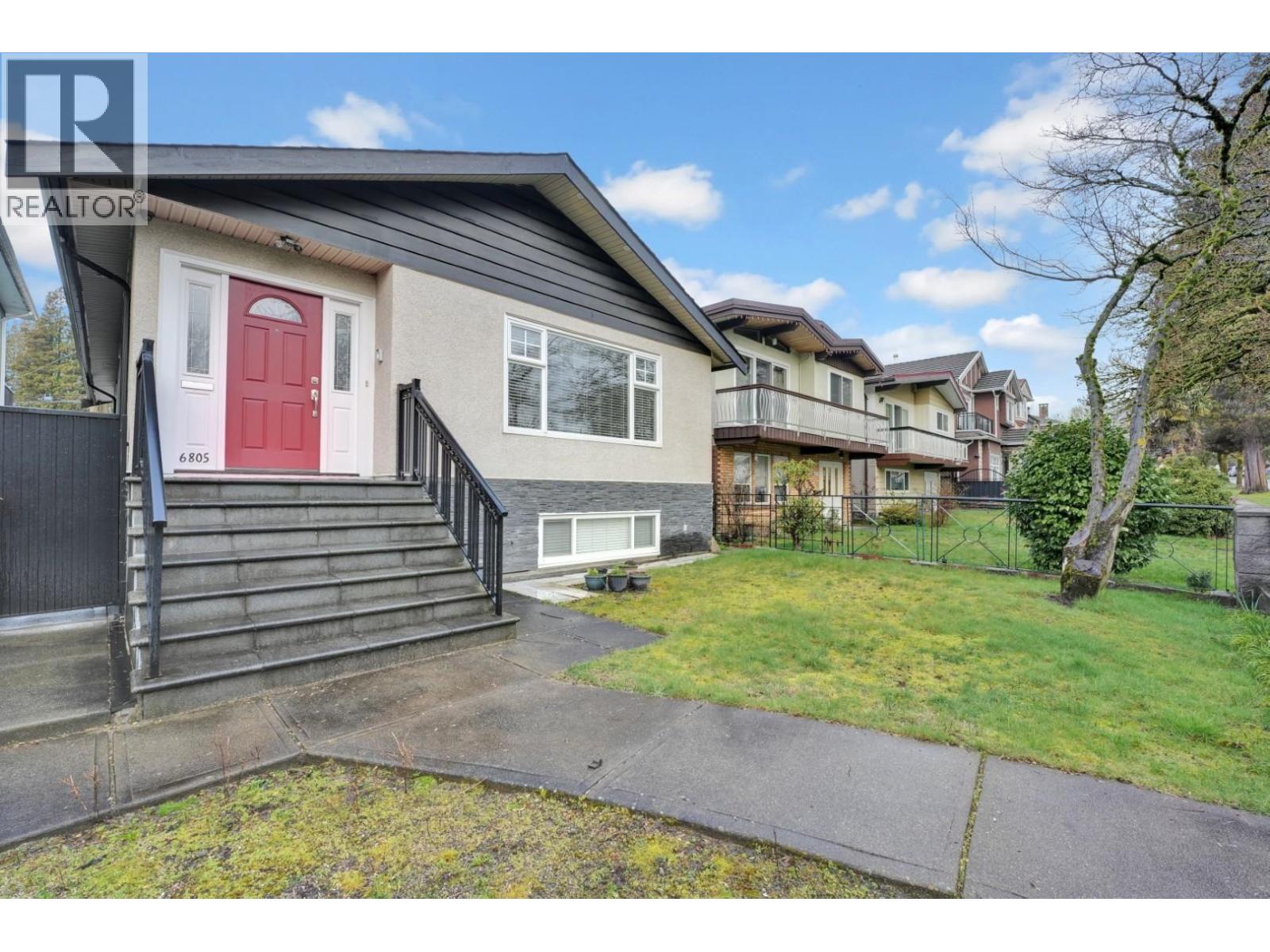 6805 SHERBROOKE STREET