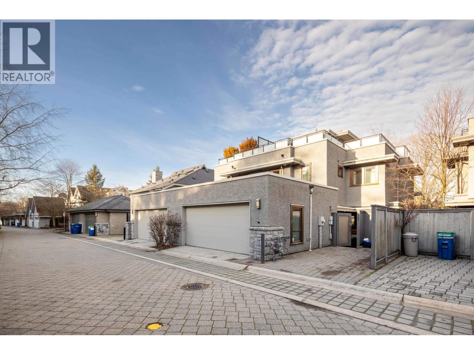 5922 CHANCELLOR BOULEVARD, Vancouver