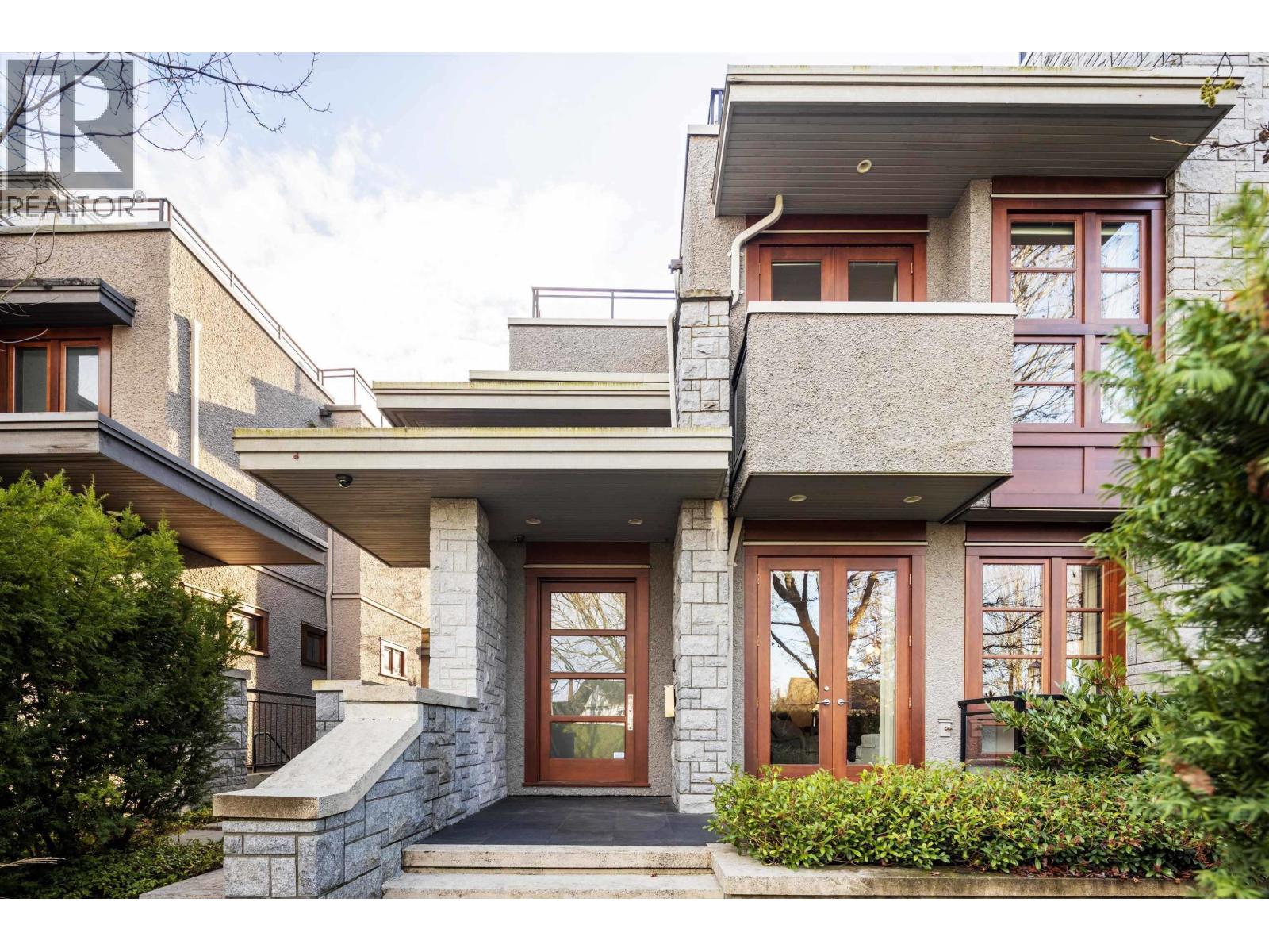 5922 CHANCELLOR BOULEVARD, Vancouver