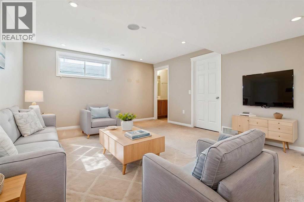 Single Family House for Sale in  Silverado Range View SW Silverado Calgary 