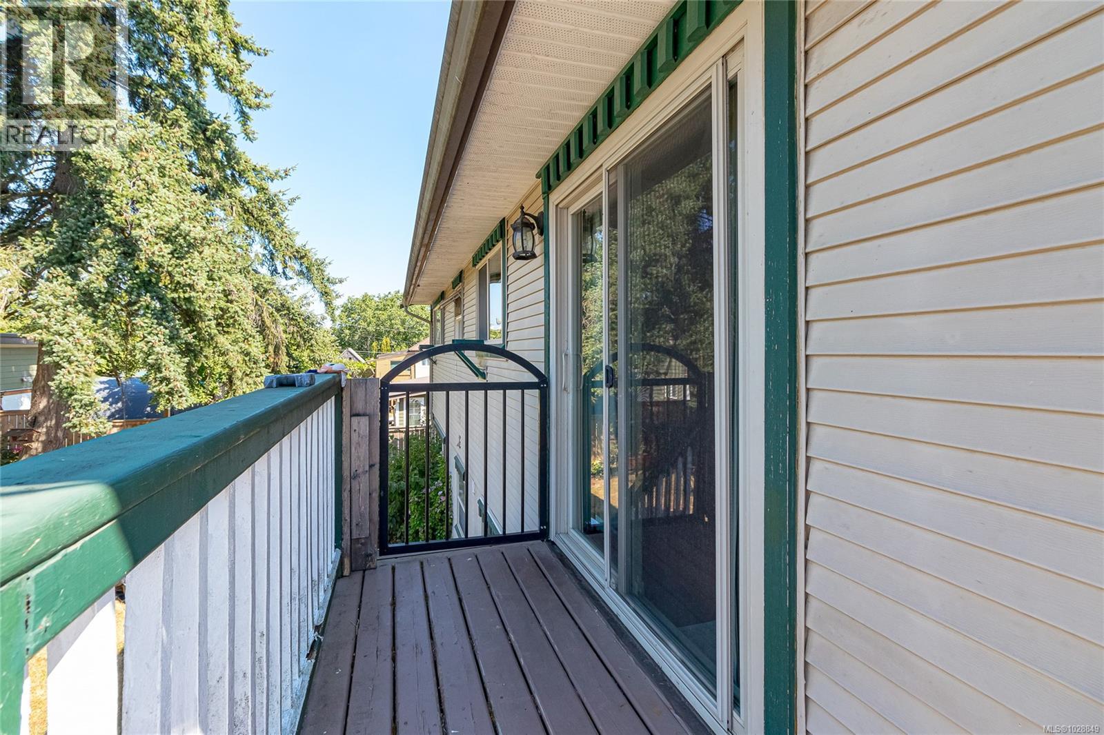 435 WATFIELD AVE - 23