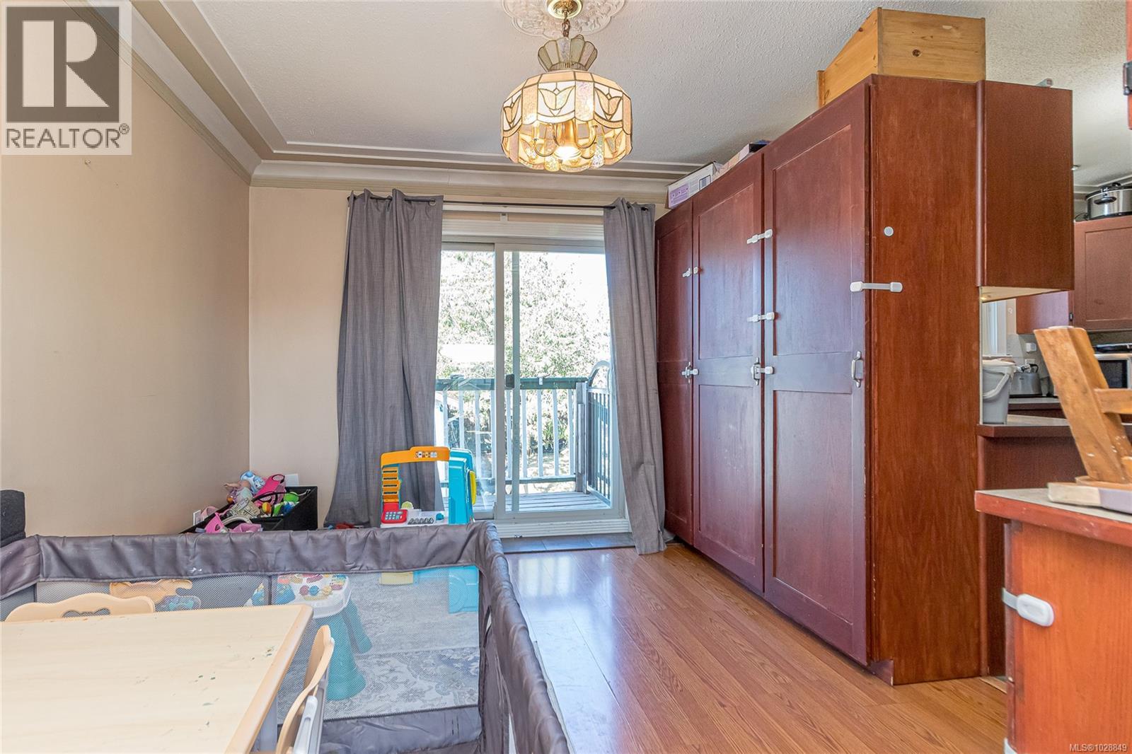 435 WATFIELD AVE - 6