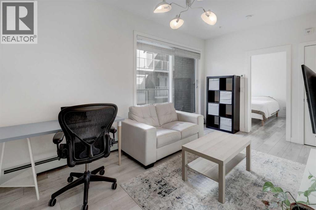 #205 3125 39 Street NW - 11