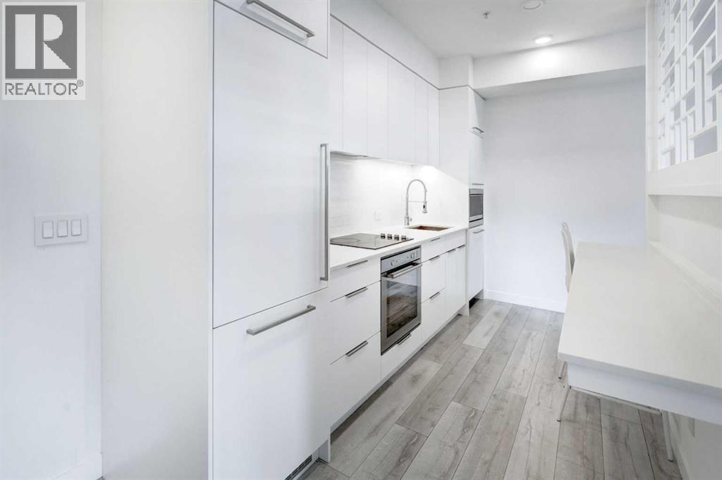 #205 3125 39 Street NW - 3