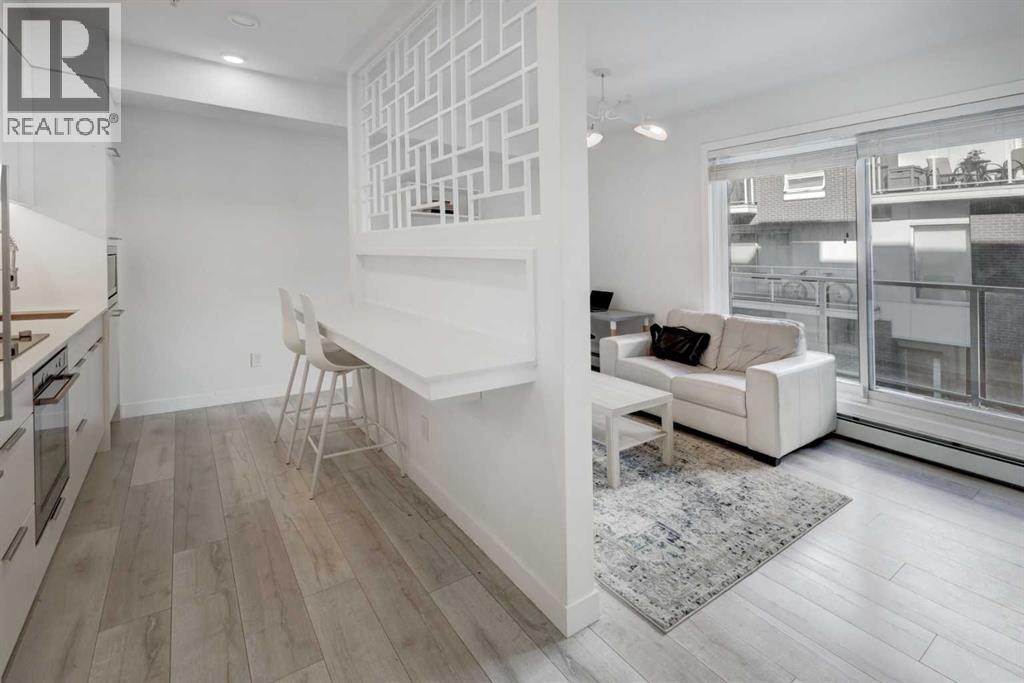 #205 3125 39 Street NW - 4