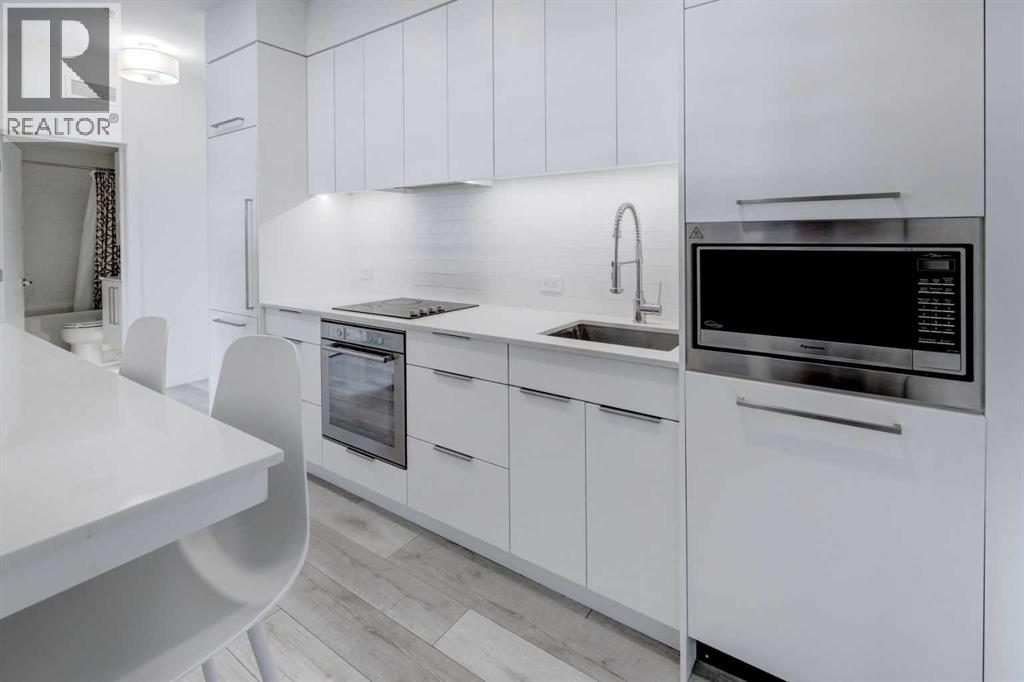 #205 3125 39 Street NW - 7