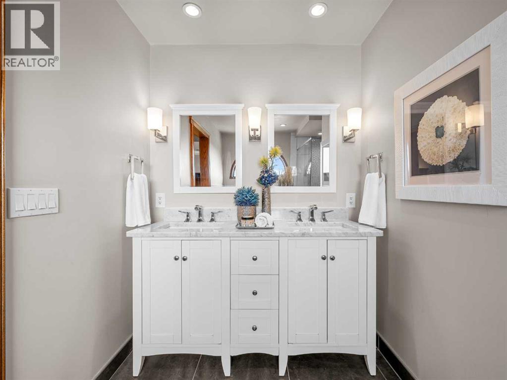 Single Family House for Sale in  Edgeview Road NW Edgemont Calgary 