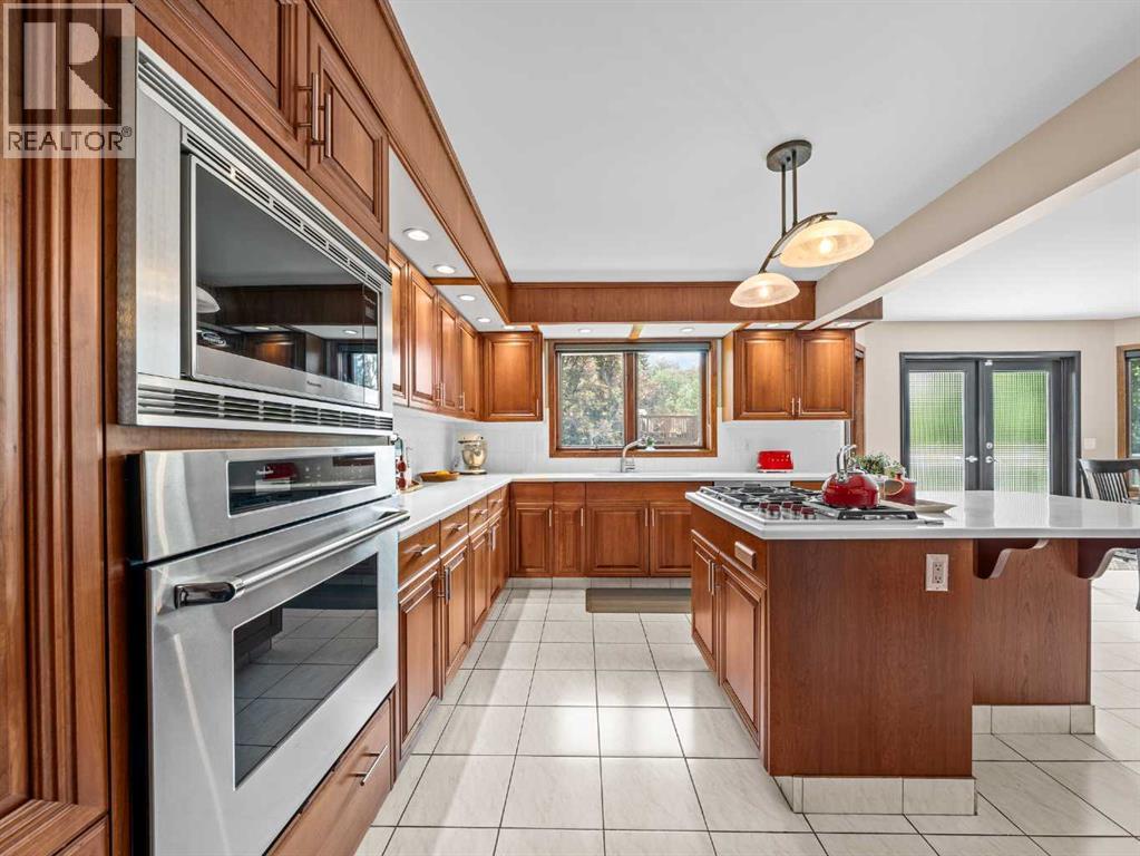 Single Family House for Sale in  Edgeview Road NW Edgemont Calgary 