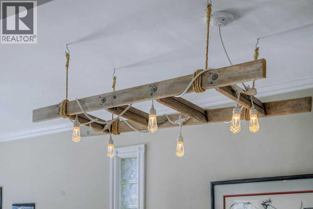 Single Family House for Sale in   Avenue NW Tuxedo Park Calgary 