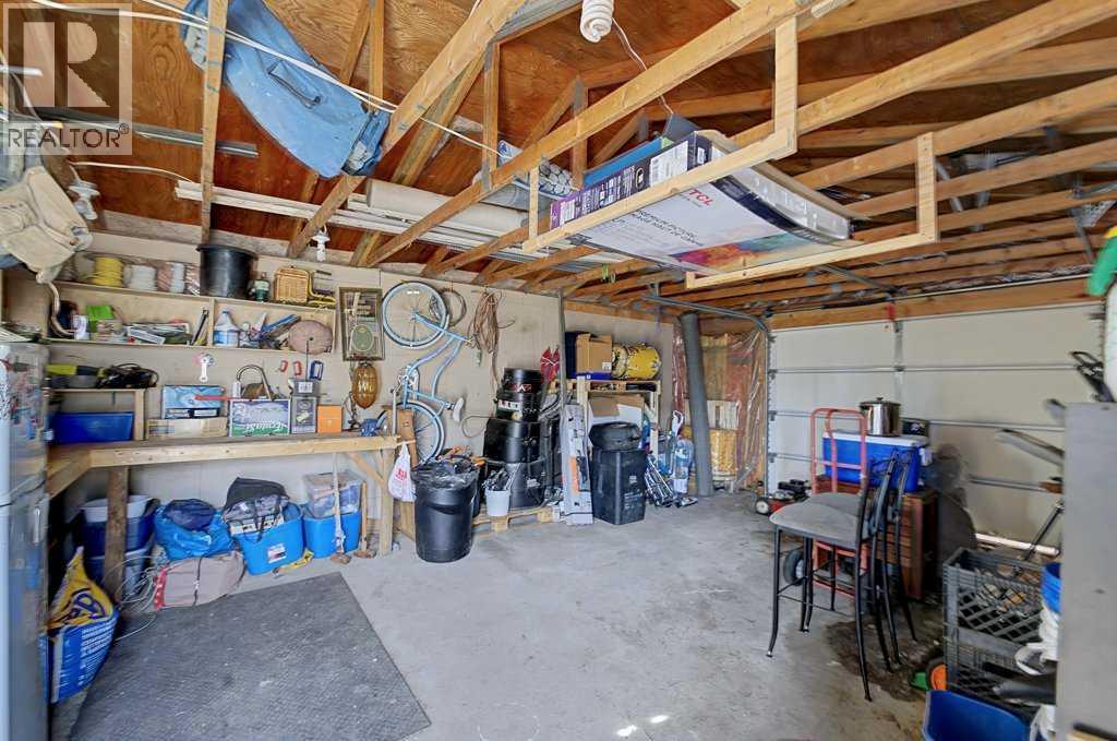 Single Family House for Sale in   Avenue NW Tuxedo Park Calgary 