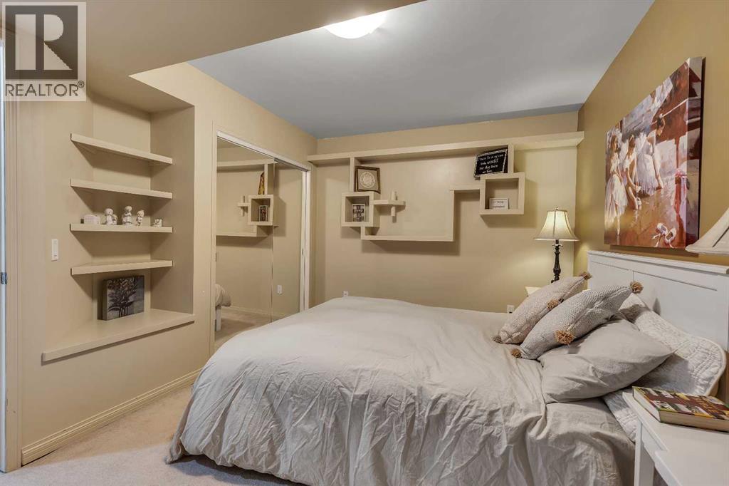 Single Family House for Sale in  Rocky Ridge Heath NW Rocky Ridge Calgary 