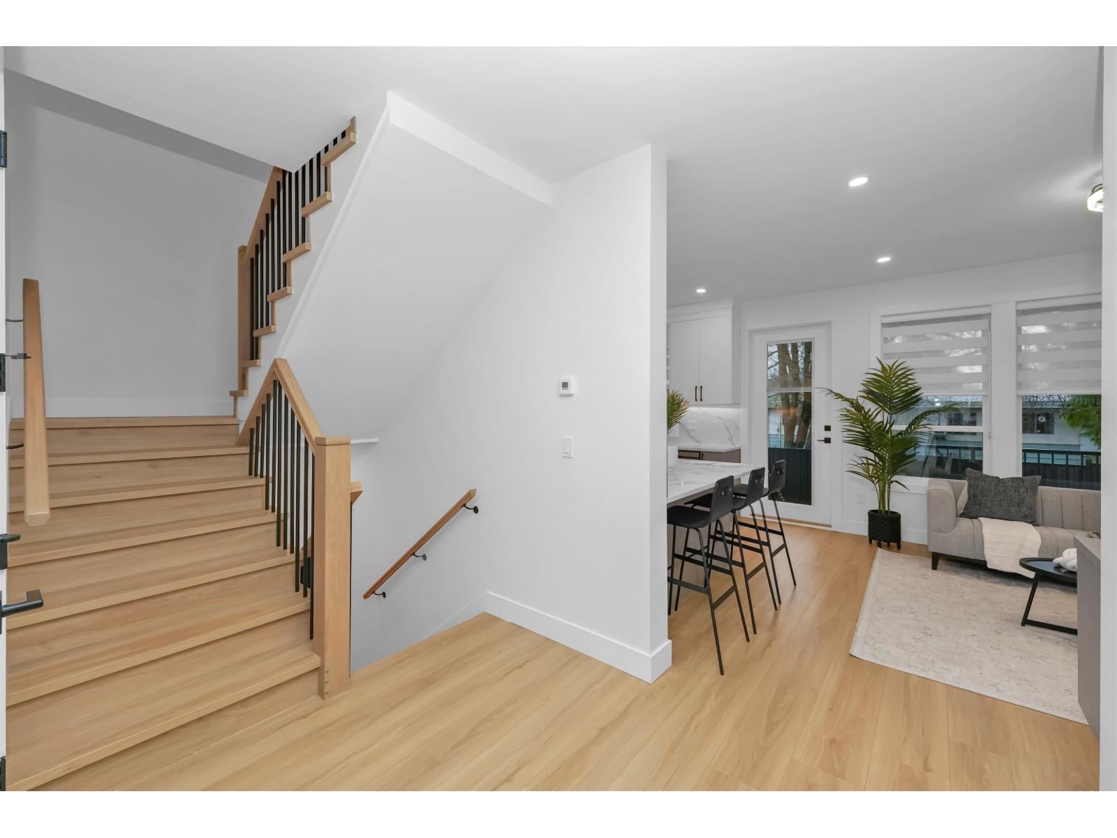 7 2168 VINEWOOD ST STREET, Abbotsford