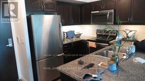 812 - 25 LOWER SIMCOE STREET