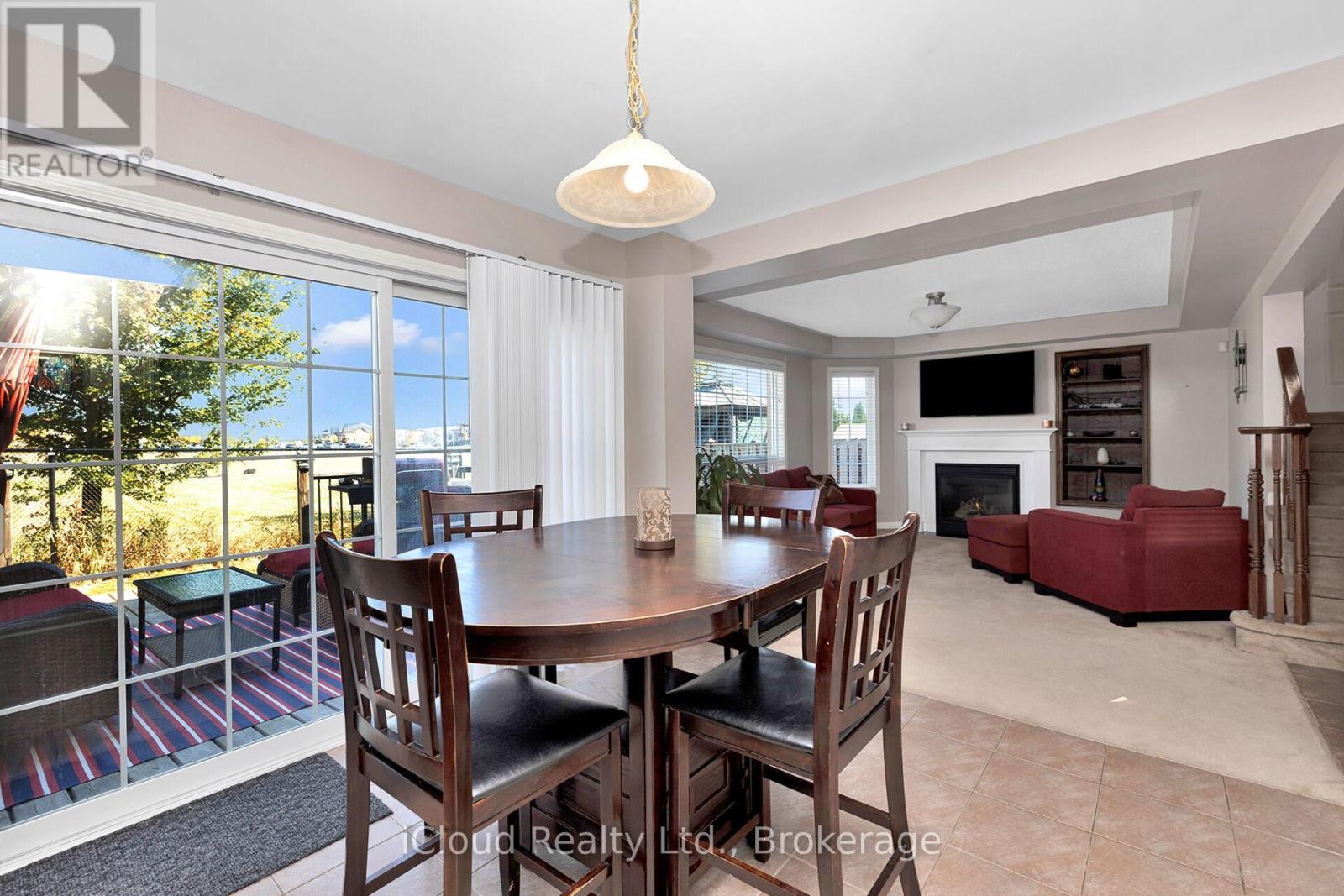 11 BONAVISTA DRIVE - 13