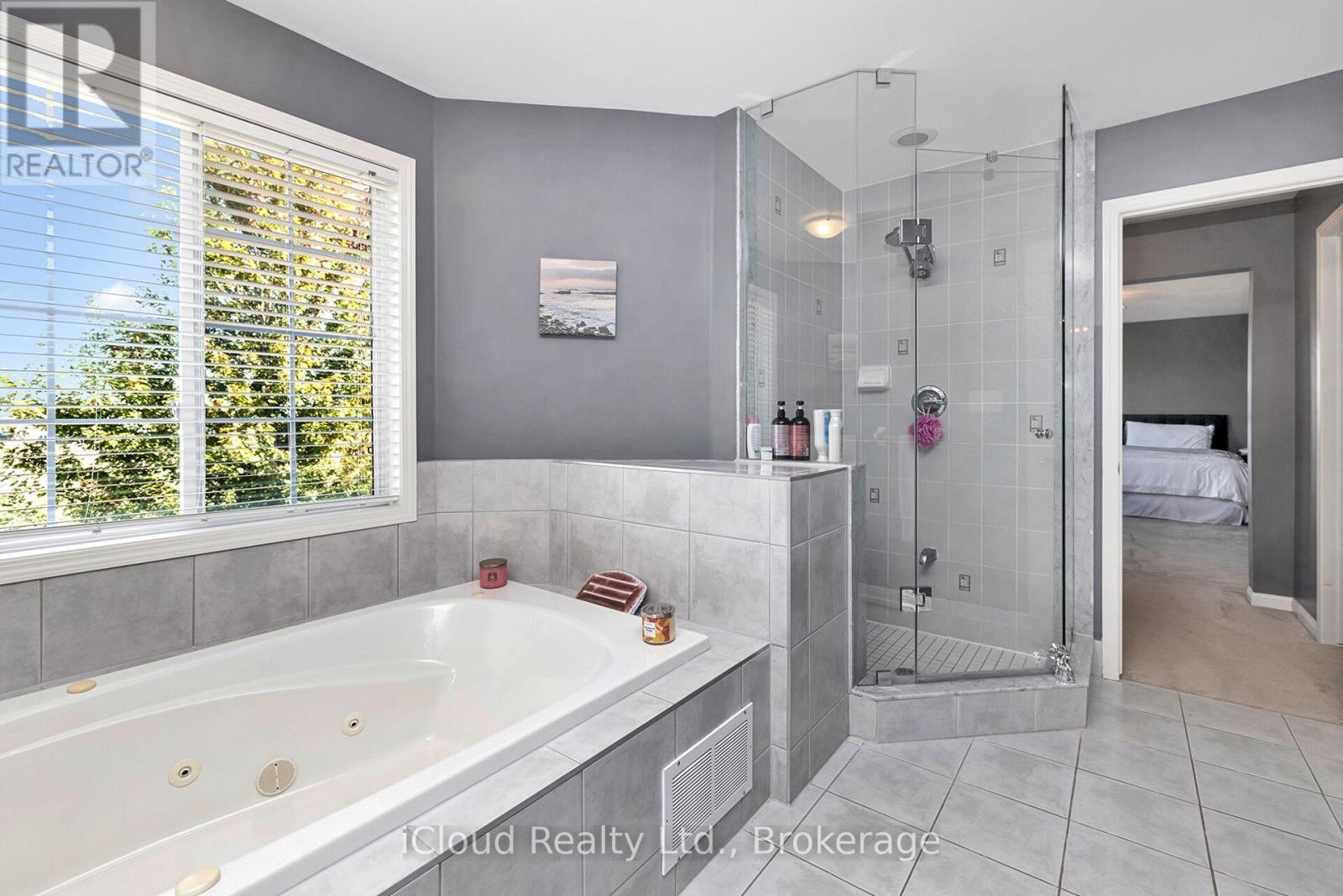 11 BONAVISTA DRIVE - 29