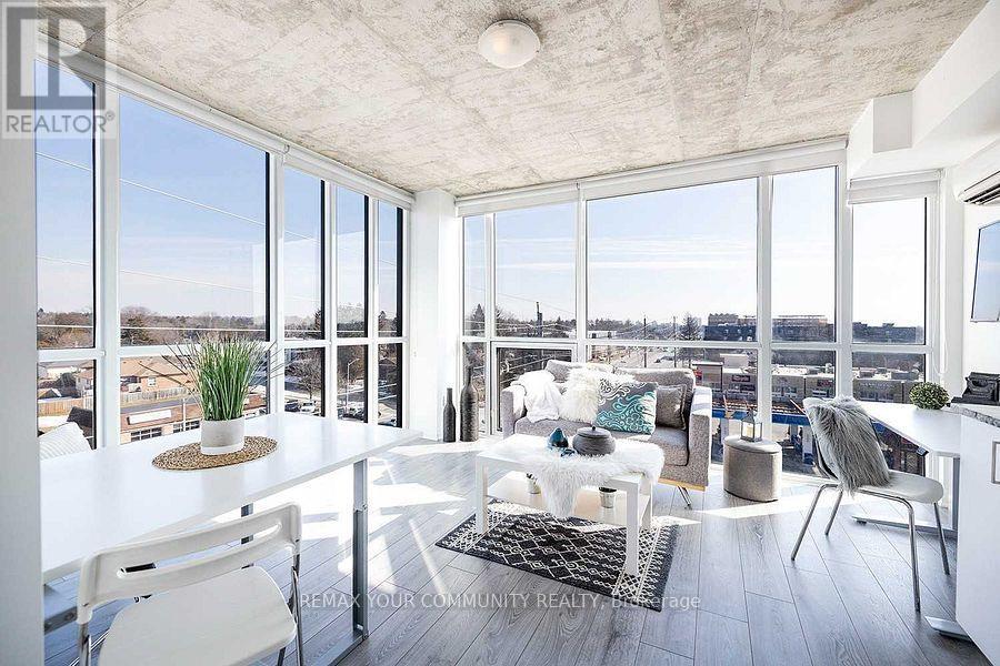 532 - 1900 SIMCOE STREET N