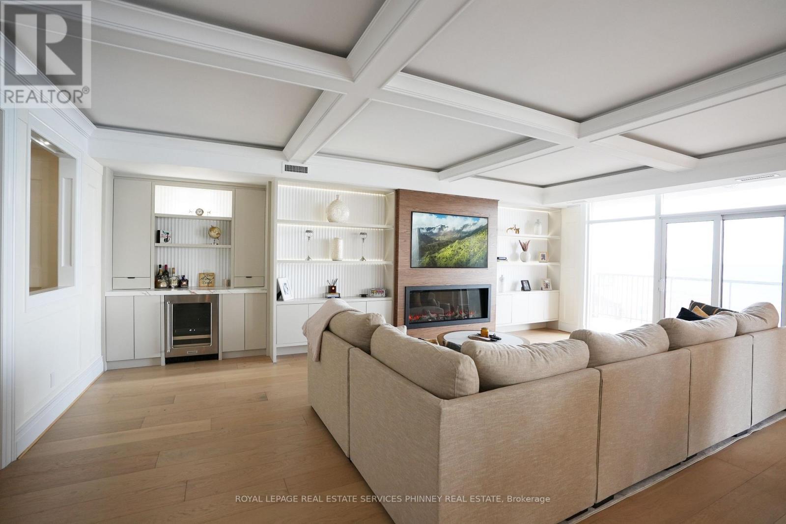 904 - 1477 LAKESHORE ROAD