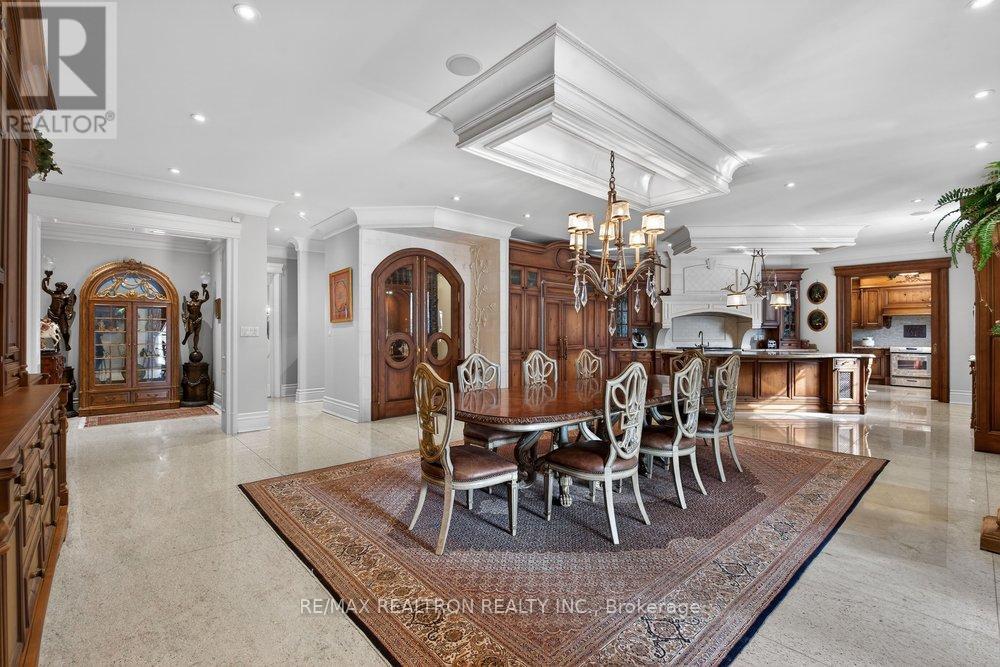 30 NIGHTFALL COURT, Vaughan (Kleinburg), Ontario