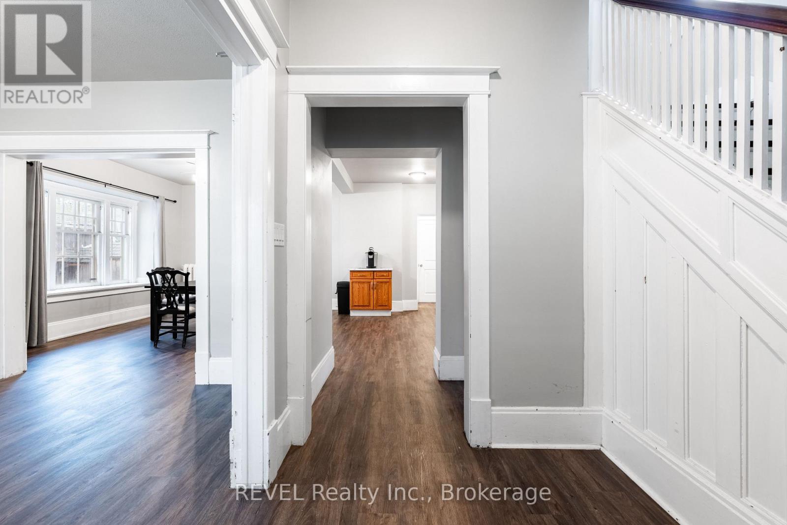 17 BEECHER STREET - 11