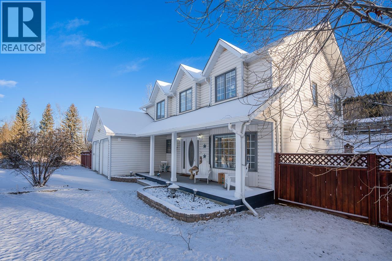 5663 HORSE LAKE ROAD - 2