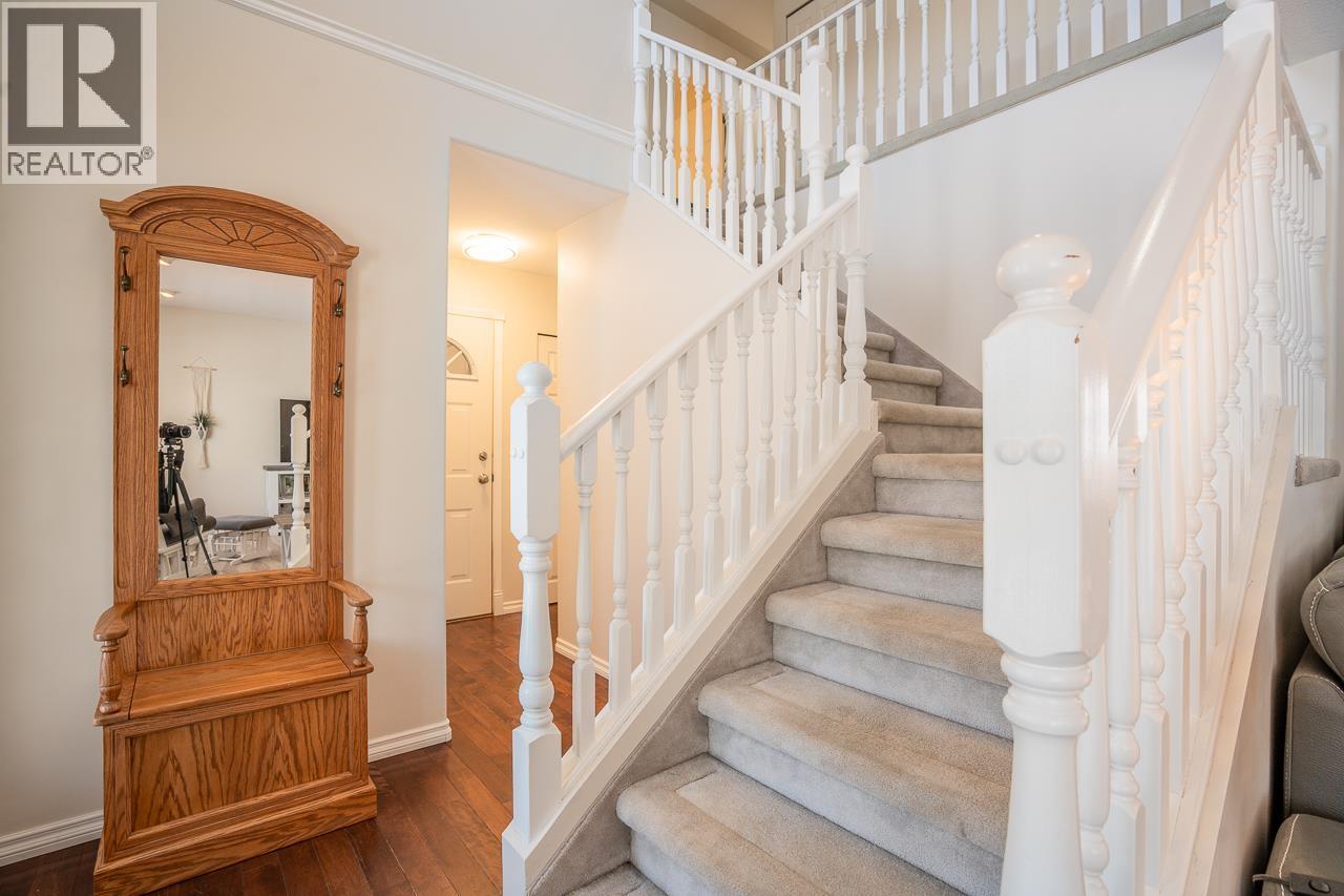 5663 HORSE LAKE ROAD - 3