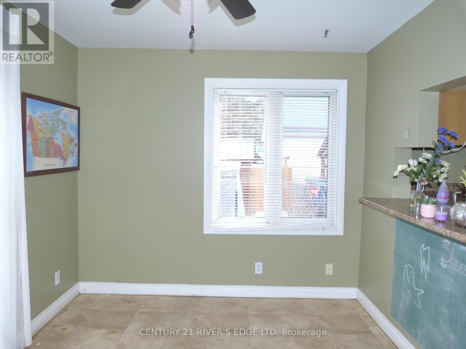 453 MAY STREET - 4