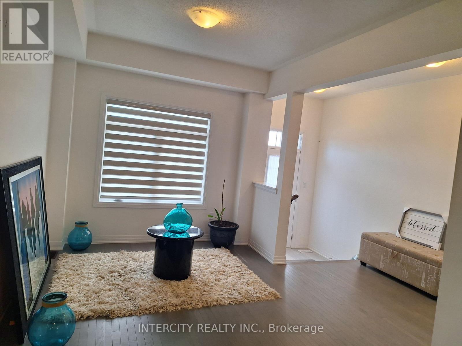 343 QUEBEC STREET - 8