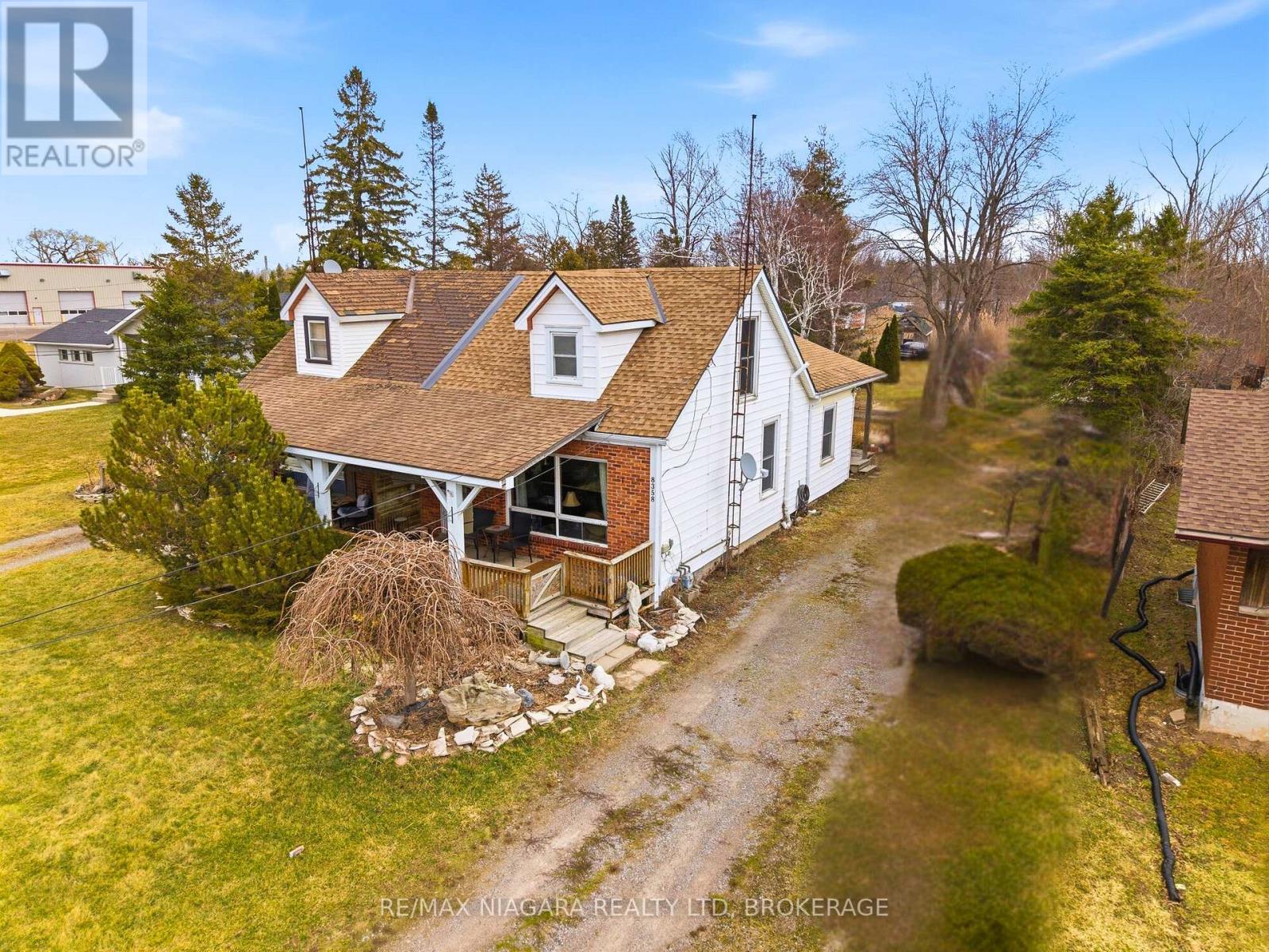 8356 OAKWOOD DRIVE - 3