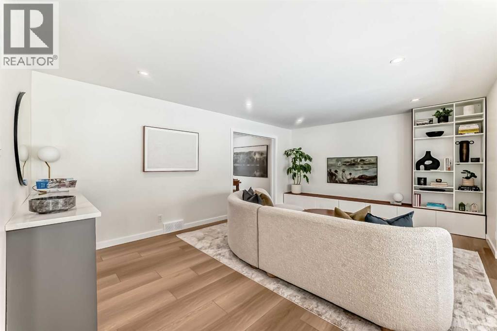 Single Family House for Sale in  Palisan Place SW Palliser Calgary 