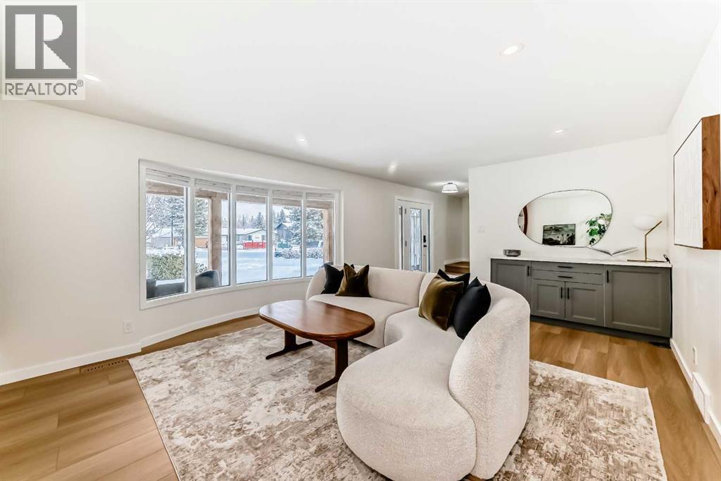 Single Family House for Sale in  Palisan Place SW Palliser Calgary 