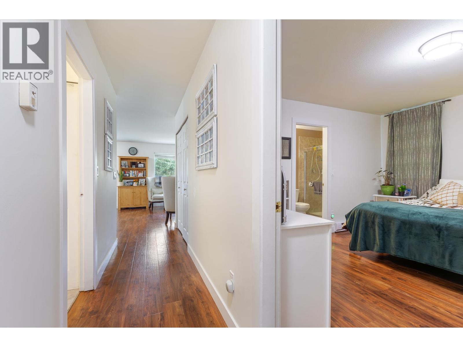 1 5706 EBBTIDE STREET, Sechelt