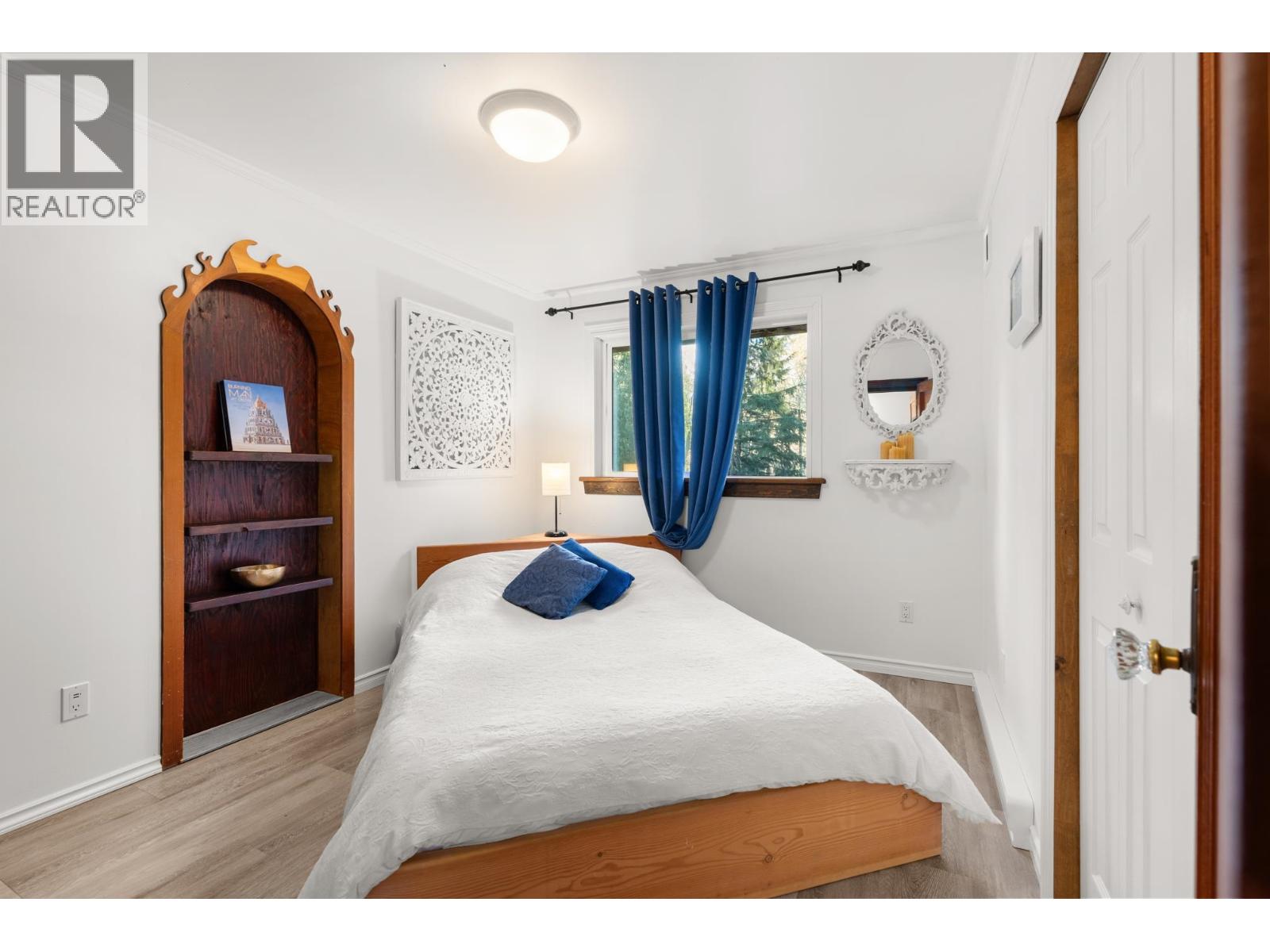 6121 GOLF COURSE ROAD, Sechelt