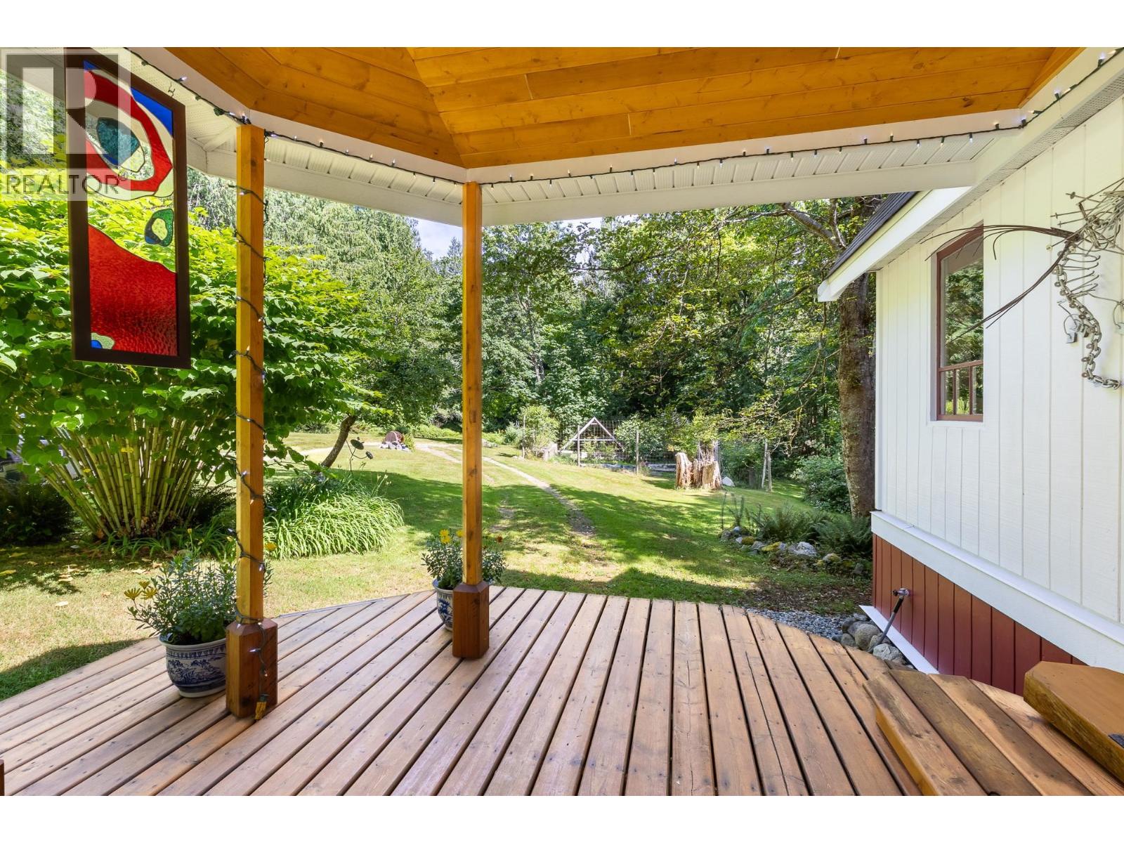 6121 GOLF COURSE ROAD, Sechelt