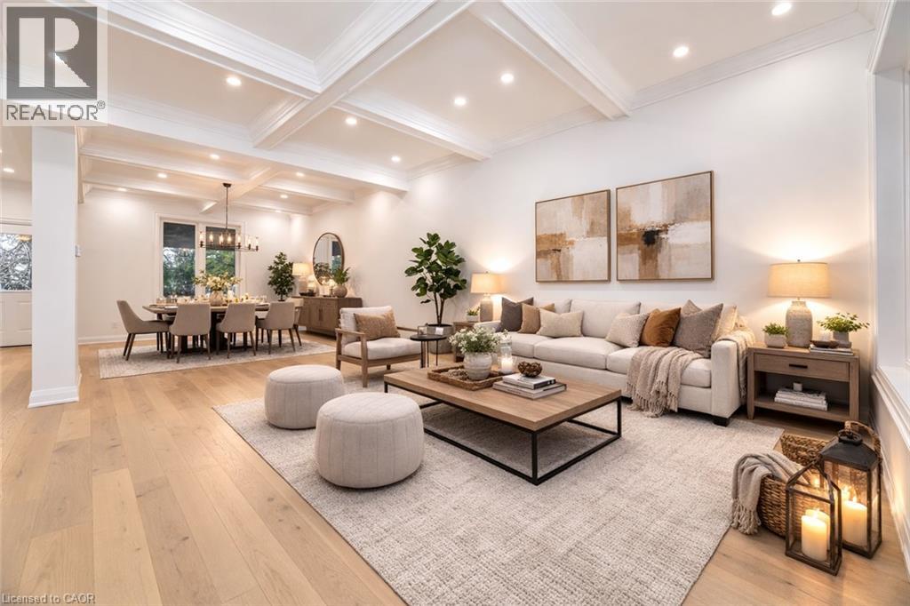 285 CHARLTON Avenue W