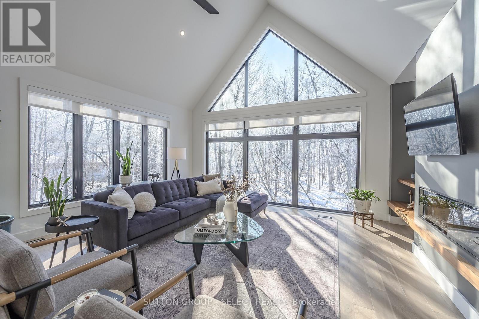 34 PRINCETON TERRACE